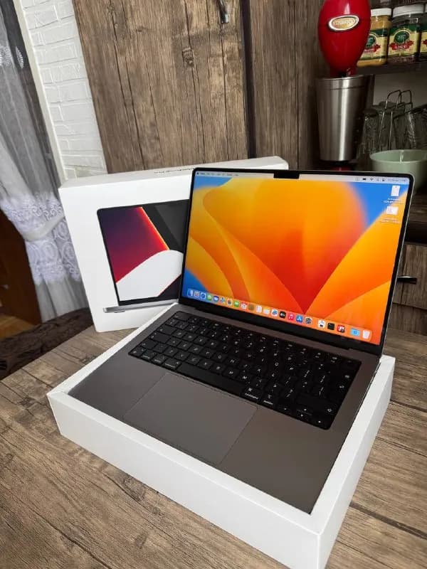 Macbook Pro 14 Inch 2021 — Тбилиси — 3 350 ₾