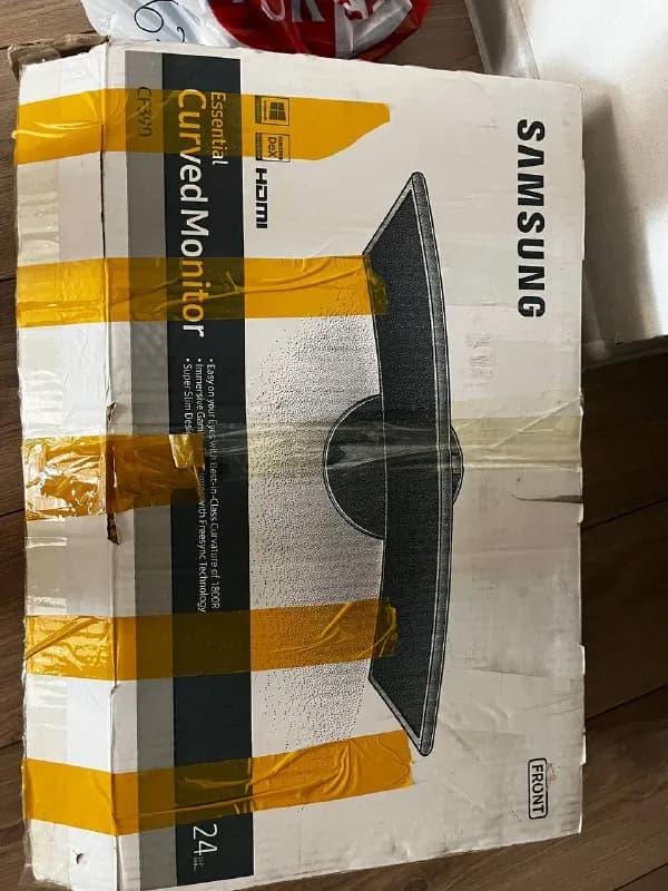 Samsung CF390 24» c гнутым экраном — Тбилиси — 60 ₾
