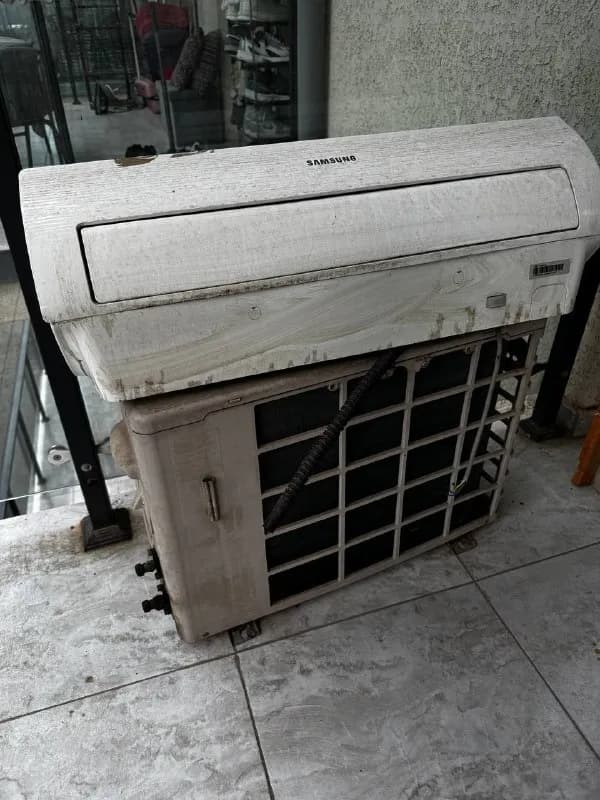 SAMSUNG — Тбилиси — 300 ₾