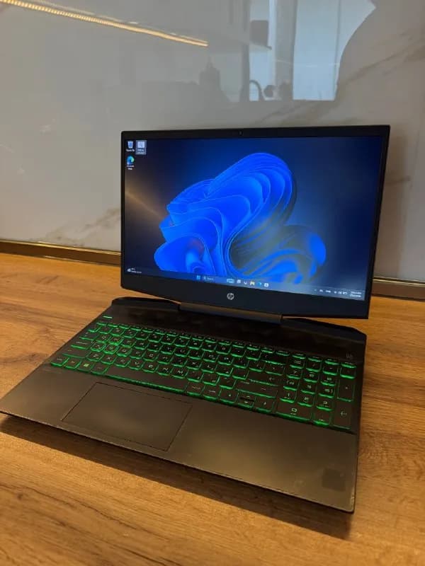 HP Pavilion — Батуми — 900 ₾