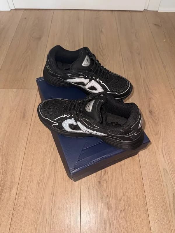 Dior b30 — Батуми — 150 ₾