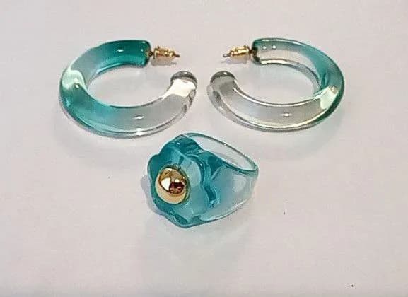 1. Серьги — кольца — Тбилиси — 15 ₾