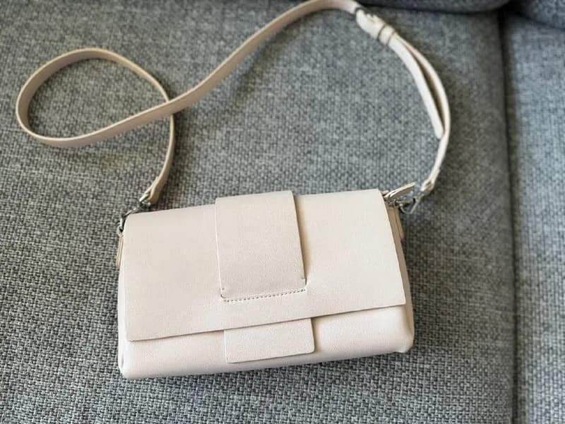 25*15 см. глубина 6 см — Тбилиси — 150 ₾