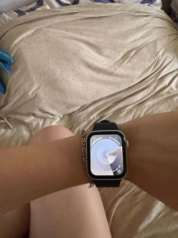 Apple Watch 4 series 44 mm, идеальное состояние, аккумулятор 99% — Тбилиси — 300 ₾
