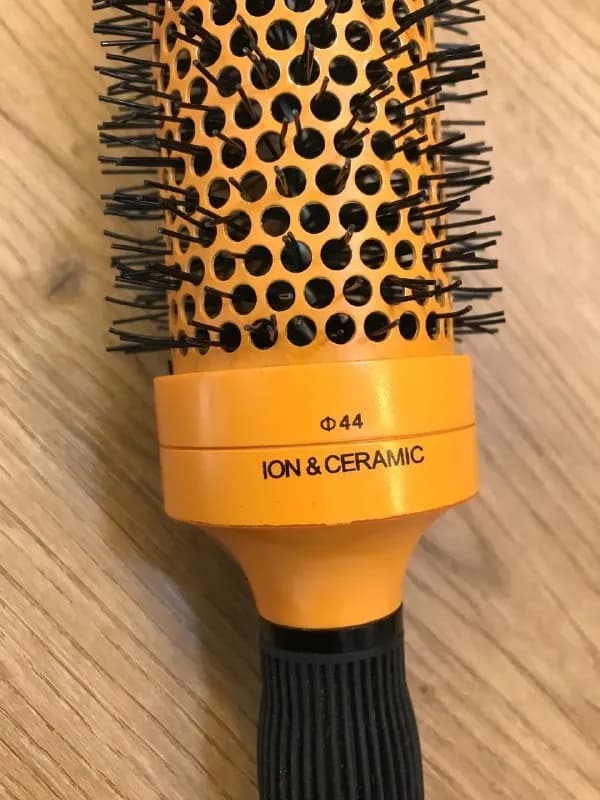 Erika professional ION & CERAMIC ф 44 Новая цена 45 лари — Батуми — 45 ₾