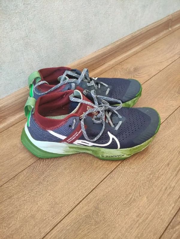 41, Nike Trail No.440 ZoomX trail shoes EU41. В очень хорошем состоянии. 90 лари. Тбилиси, метро Цер — Тбилиси — 90 ₾