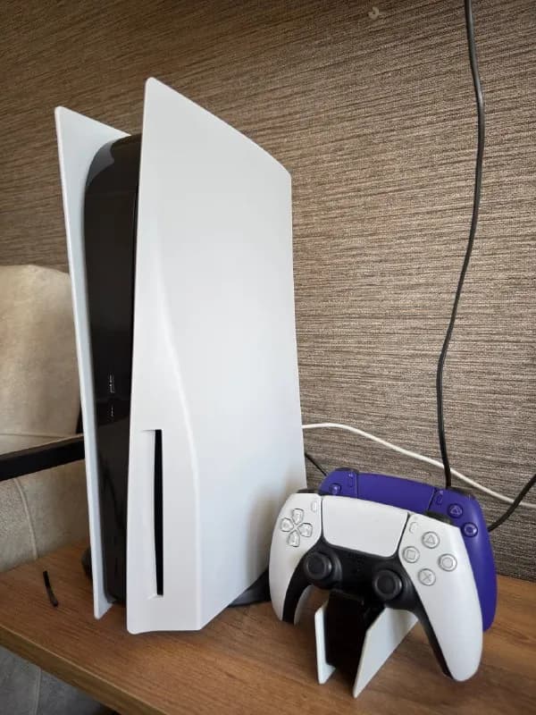 PlayStation 5 с дисководом в отличном состоянии. — Тбилиси — 1070 ₾
