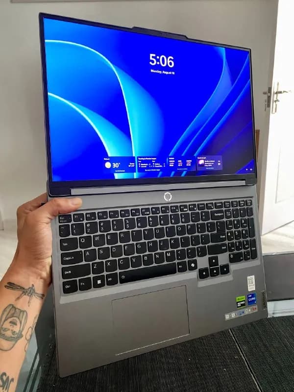 1. Ноутбук Lenovo Legion 5 (83DG) — Тбилиси — 4200 ₾