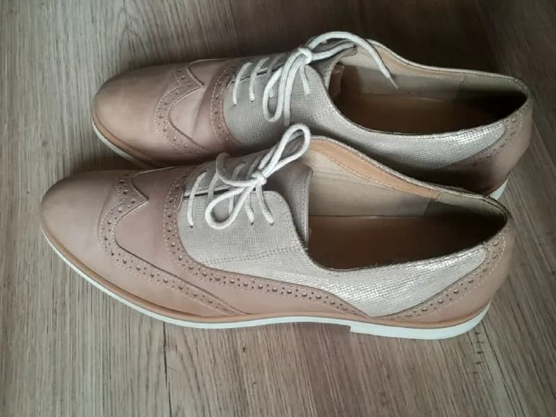 Броги GEOX нат. кожа 40 размер — Тбилиси — 80 ₾