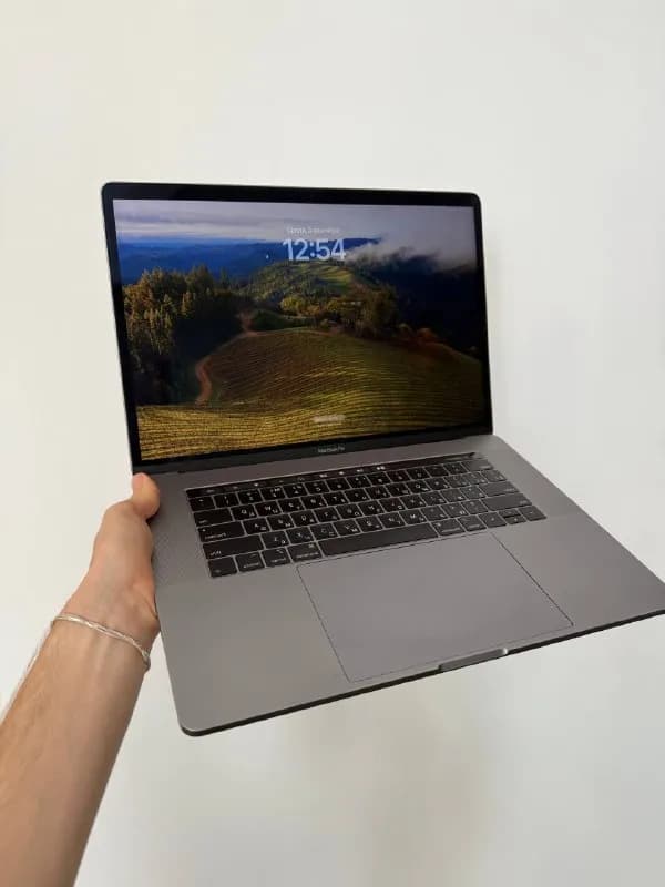 MacBook Pro 15 (2019) — Тбилиси — 1 500 ₾