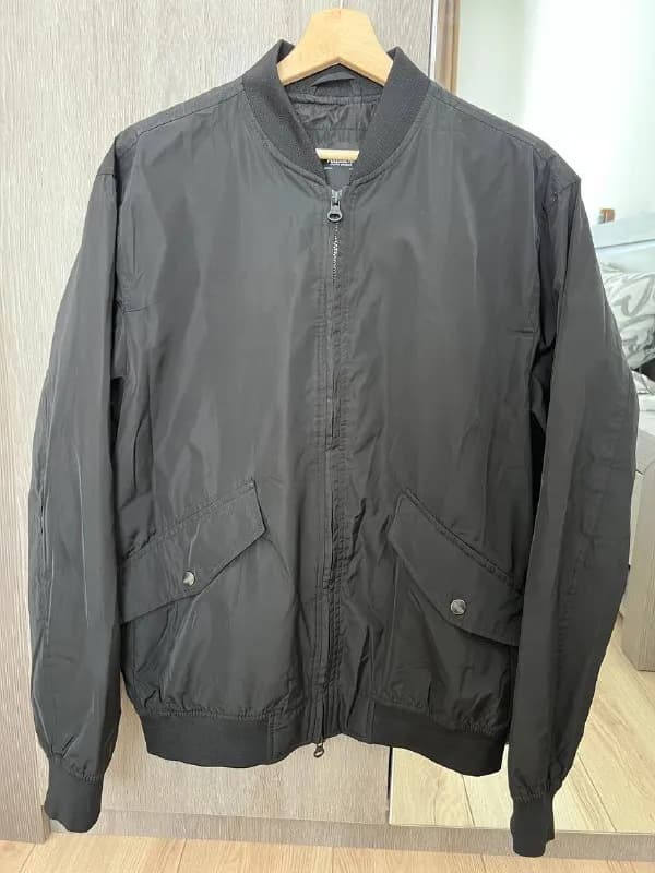 Pull&bear — Тбилиси — 60 ₾