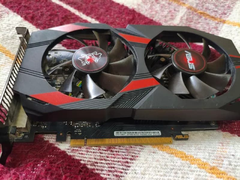 Nvidia GTX 1050 TI 4Gb Cerberus — 150 лари — Батуми — 150 ₾