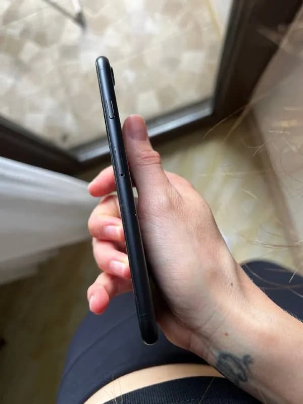250 лар iPhone 7 — Батуми — 250 ₾