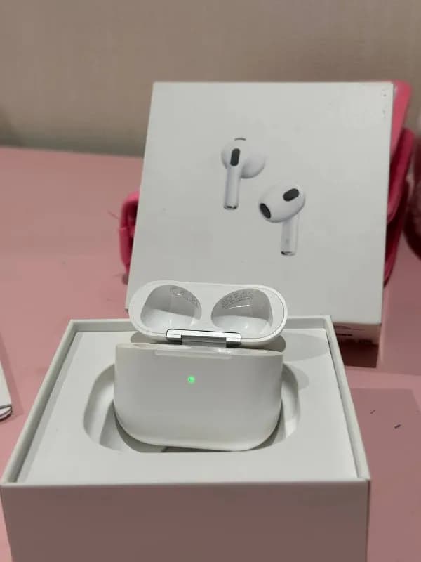 AirPods 3d generation — 30 лари — Тбилиси — 30 ₾