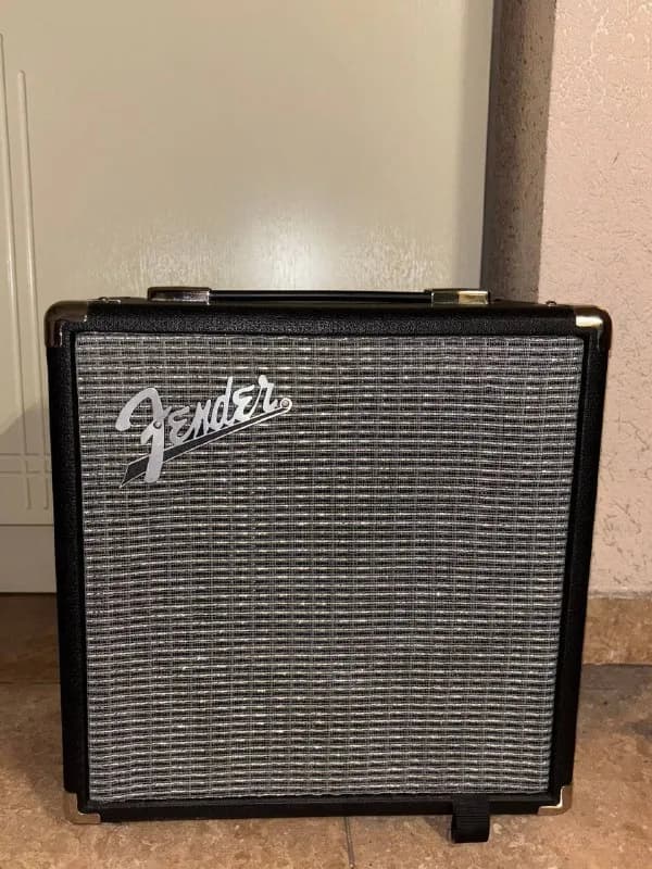 Fender Rumble 15 ватт — Тбилиси — 150 ₾