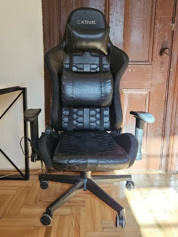 TRUST GXT 719 RUYA RGB — 290 лари. Покупалось за 700. Продаётся не спешно, желательно после 15 октяб — Тбилиси — 290 ₾