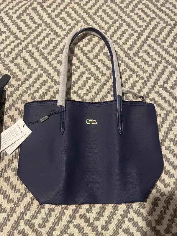 Lacoste 37*25см — Тбилиси — 50 ₾