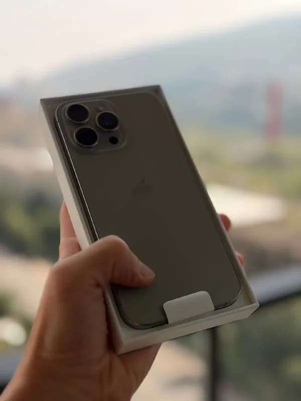 iPhone 16 Pro Max 256 gb, — Тбилиси — 2990 ₾