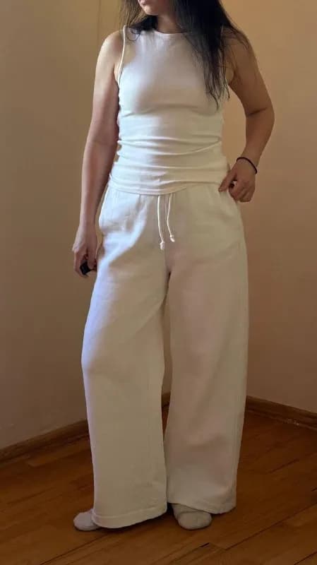 1. брюки трикотажные на флисе Zara — размер L, надевала один раз, 50 лари — Тбилиси — 50 ₾
