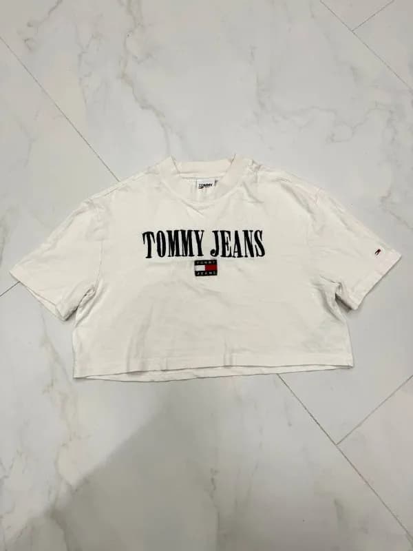 Tommy Jeans (оригинал) S-M — 20 лари — Батуми — 20 ₾