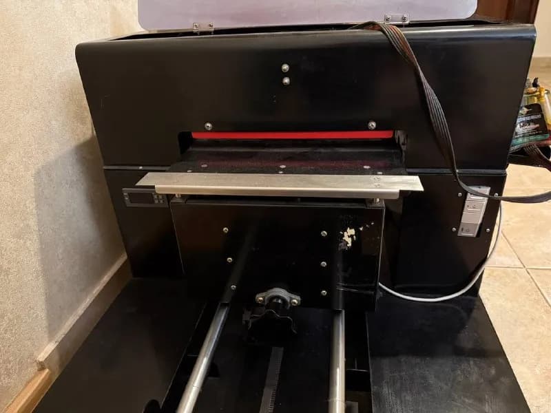 Epson для печати на ткани. Покупали около 1,5 года назад в рабочем состоянии. Печатал нормально, воз — Тбилиси — 4 000 ₾