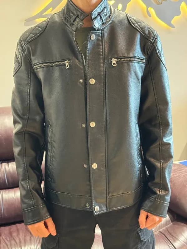 COLIN’S (кожзам). Размер М. — Батуми — 110 ₾
