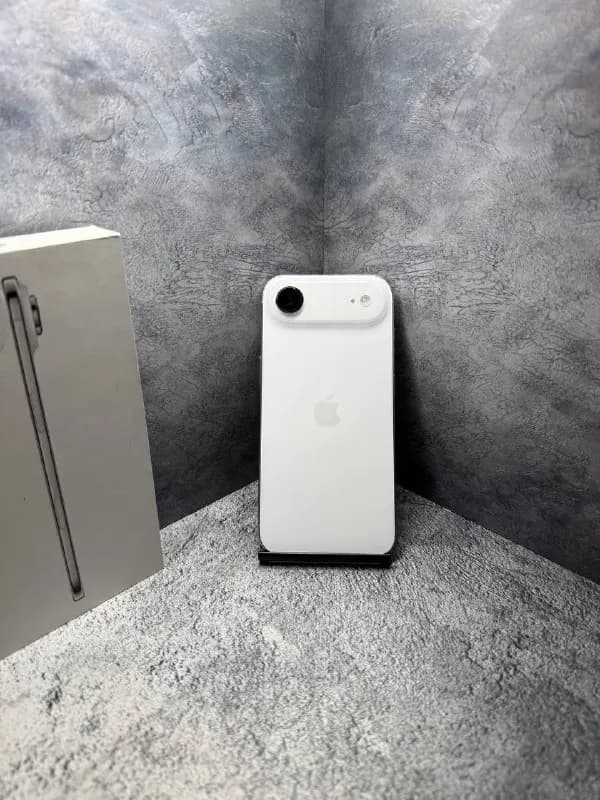 iPhone AIR, 256GB. — Тбилиси — 1800 ₾