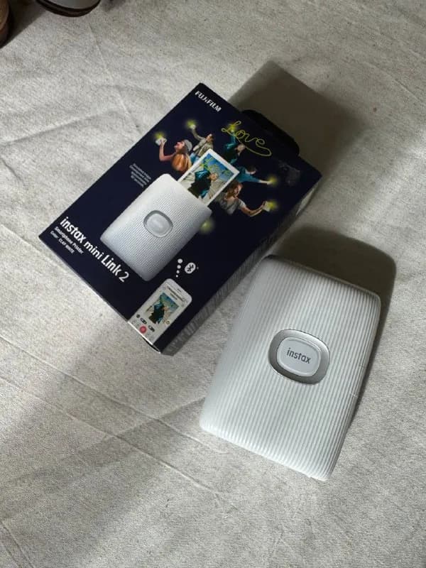 Instax mini link 2 печатает на картриджах от камер instax идеальное состояние с коробкой и всей комп — Тбилиси — 300 ₾