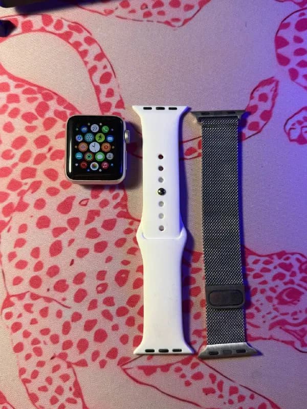 Apple Watch Series 3 38 mm — Тбилиси — 200 ₾