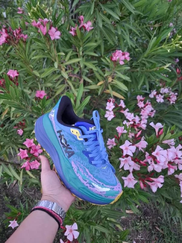 Hoka. Новыий размер 40. В каробке. Оригинал. Ценна 250 лари — Батуми — 250 ₾