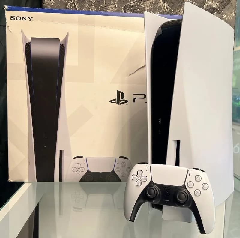 PlayStation 5 в хорошем состоянии. В комплекте провода, геймпад и коробка. 1150 ларис — Батуми — 1 150 ₾