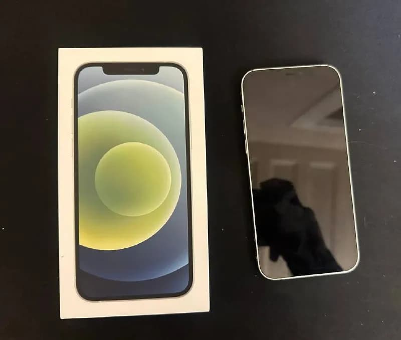iphone [телефон]% — Тбилиси — 800 ₾