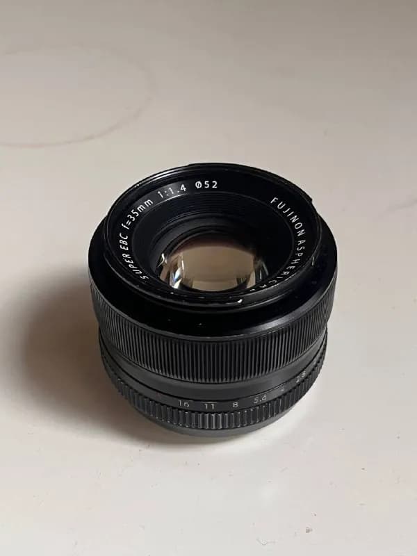 Fujinon XF 35 mm f/1.4 R — Тбилиси — 800 ₾