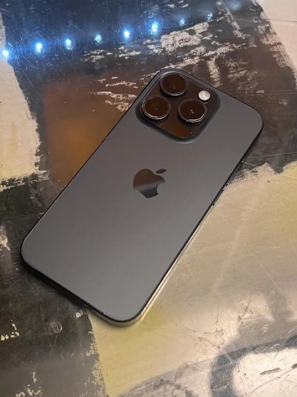 iPhone 15 Pro • 128 GB • продаю — Тбилиси — 1 550 ₾
