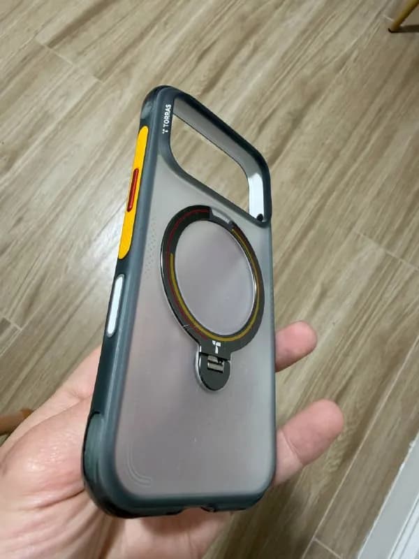 Ostand Q3 Air Football Limited для iPhone 17 Pro — Батуми
