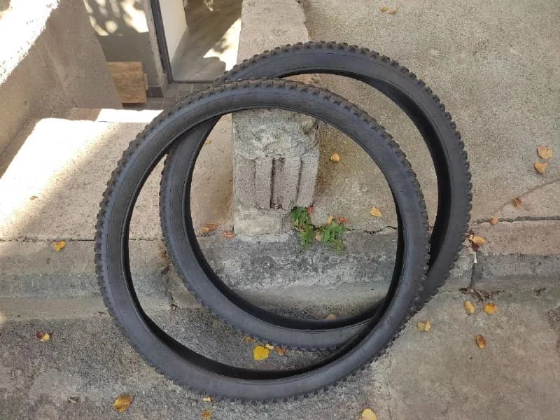 29×2.4 покрышки не новые — Тбилиси — 40 ₾