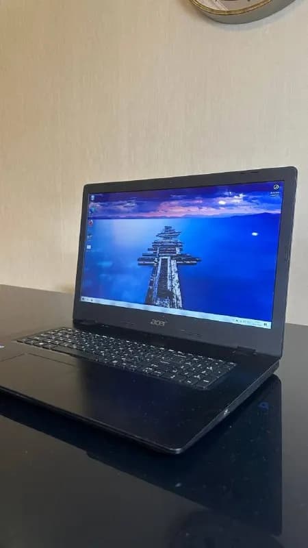 Acer Aspire 17» — большой экран для работы и кино — Батуми — 429 ₾