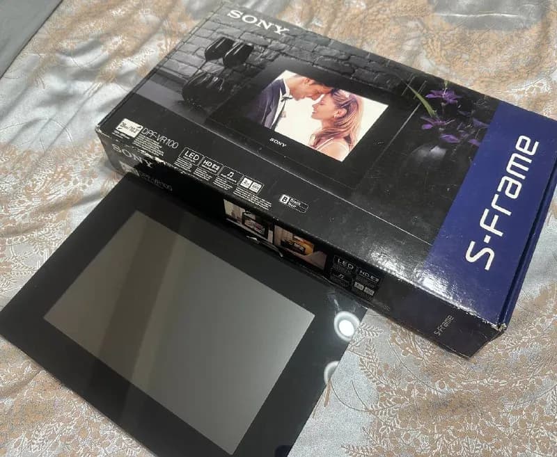 Sony, в идеальном состоянии, цена 30 лари — Тбилиси — 30 ₾