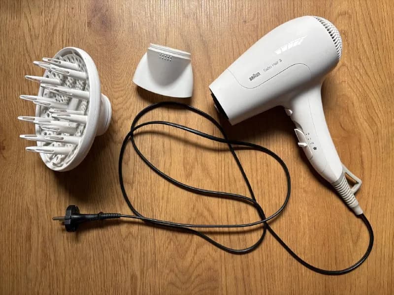 Braun Satin Hair 3. Концентратор и диффузор в комплекте. Насадки не сваливаются. Несколько режимов т — Тбилиси — 40 ₾