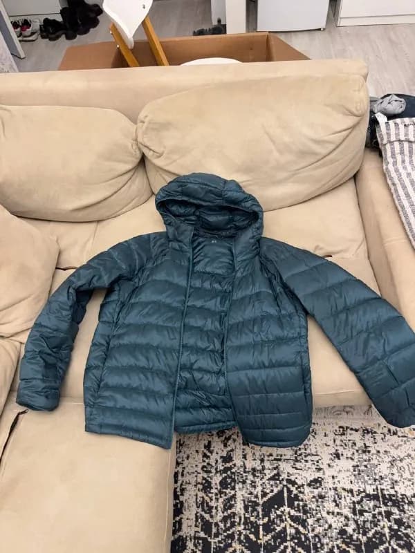 Uniqlo мужская пуховая L размер — Тбилиси — 30 ₾