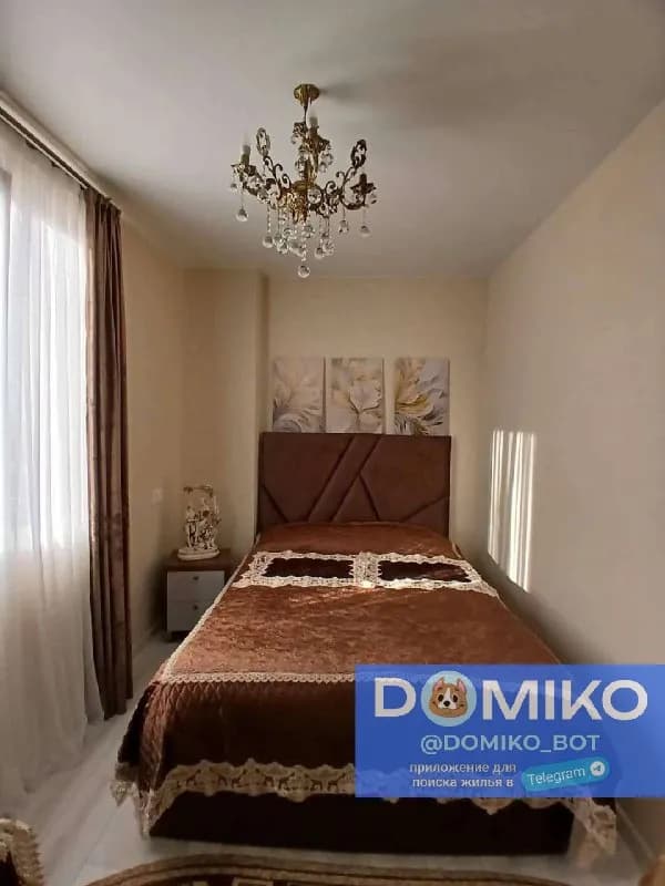 3+1, 13 этаж, 90 кв/м — Батуми — 500 $