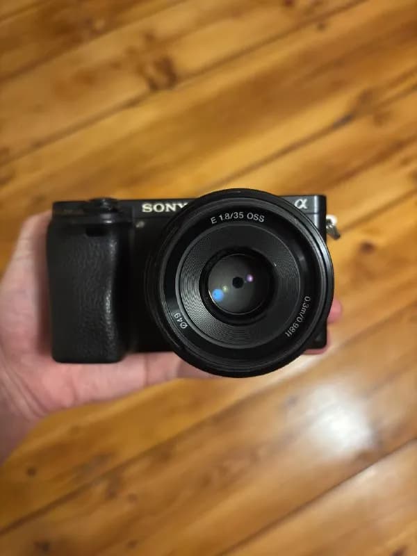 Sony a6300 — 1100 лари. — Тбилиси — 1 100 ₾
