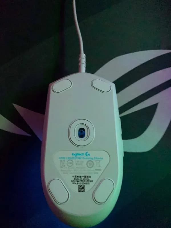 Logitech g102 в хорошем состоянии цена 40 если сегодня заберете — Батуми — 40 ₾
