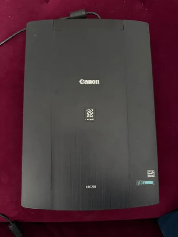 Canon CanoScan LiDE 220 — Тбилиси — 150 ₾