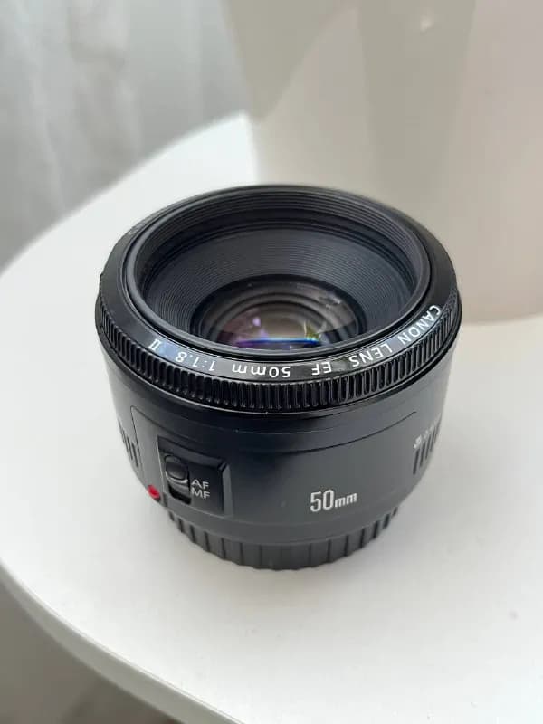 Canon EF 50 mm 1.8 II. В отличном состоянии, использовал буквально пару раз. — Батуми — 200 ₾