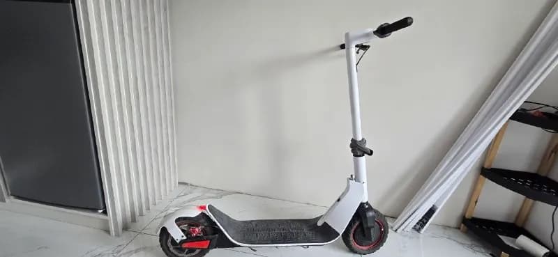 Kugoo G-Max, широкие колёса едет очень мягко, max speed 40 km/h, в отличном состоянии, проезжает реа — Батуми — 1,200 ₾