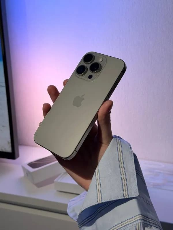 iPhone 16 pro — Тбилиси — 2750 ₾