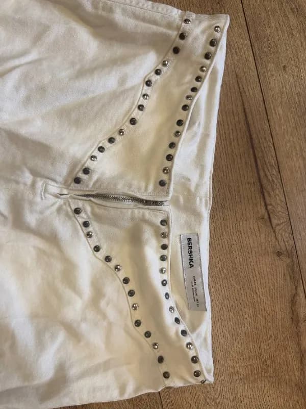 Bershka 42 размер — Тбилиси — 45 ₾