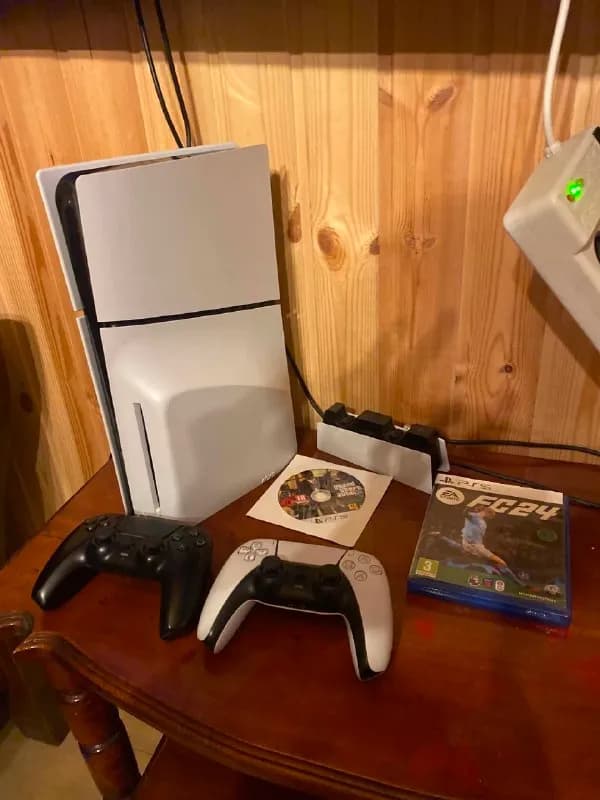 Playstation 5 slim — Батуми — 1 625 ₾