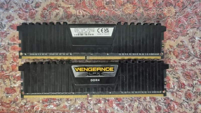 ddr4 16gb 3200 Corsair. — Тбилиси — 250 ₾